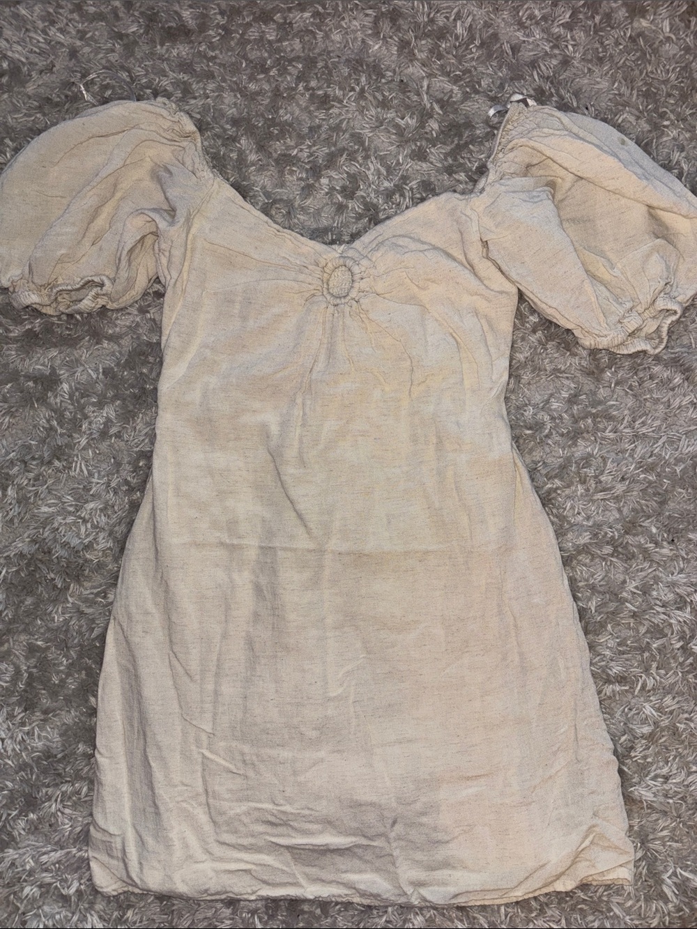 Cream Puff-Sleeve Mini Dress with Ruched Ring Detail